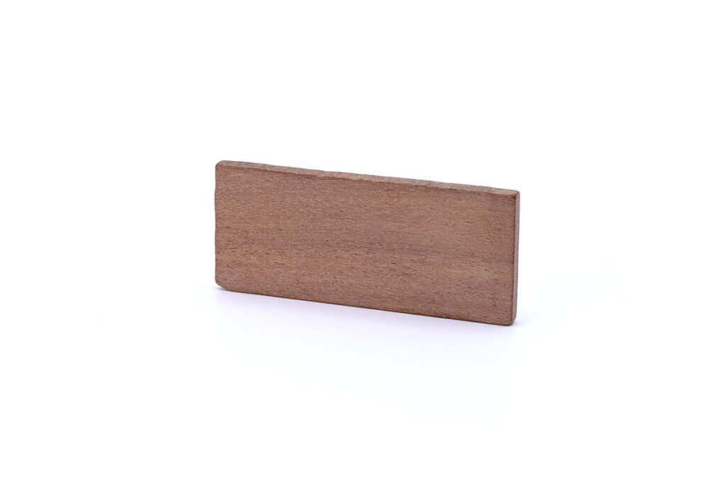 Material for handles: natural wood, sirari