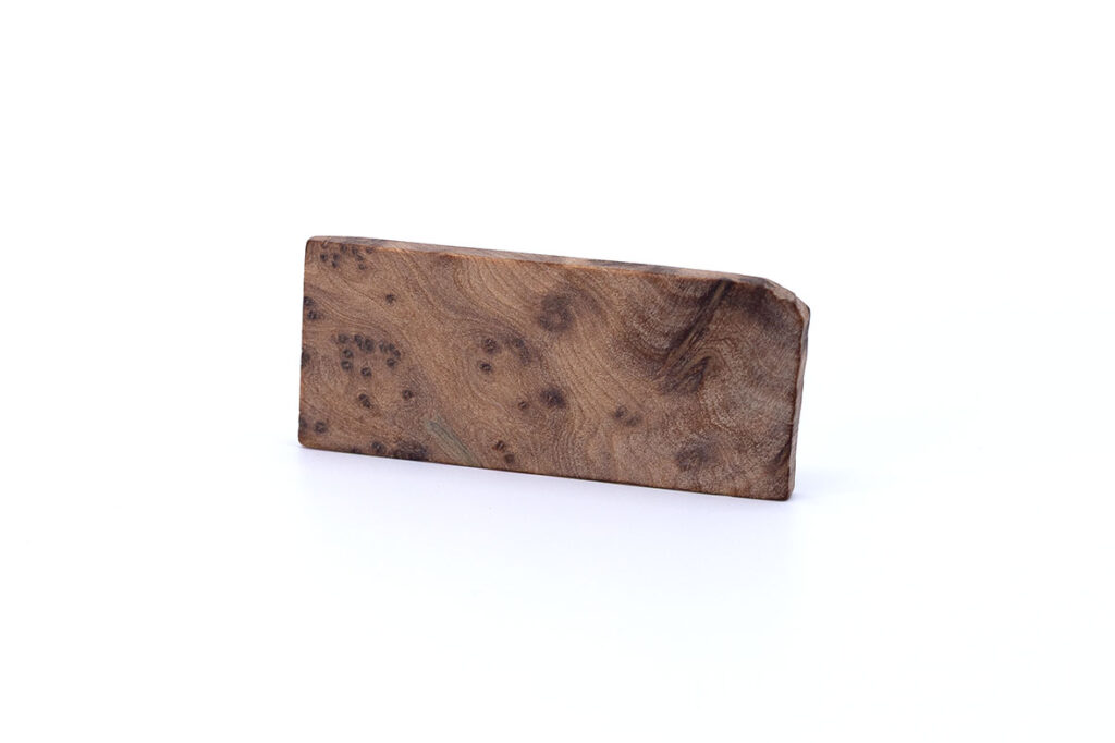 Material for handles: natural wood, chinese thuja