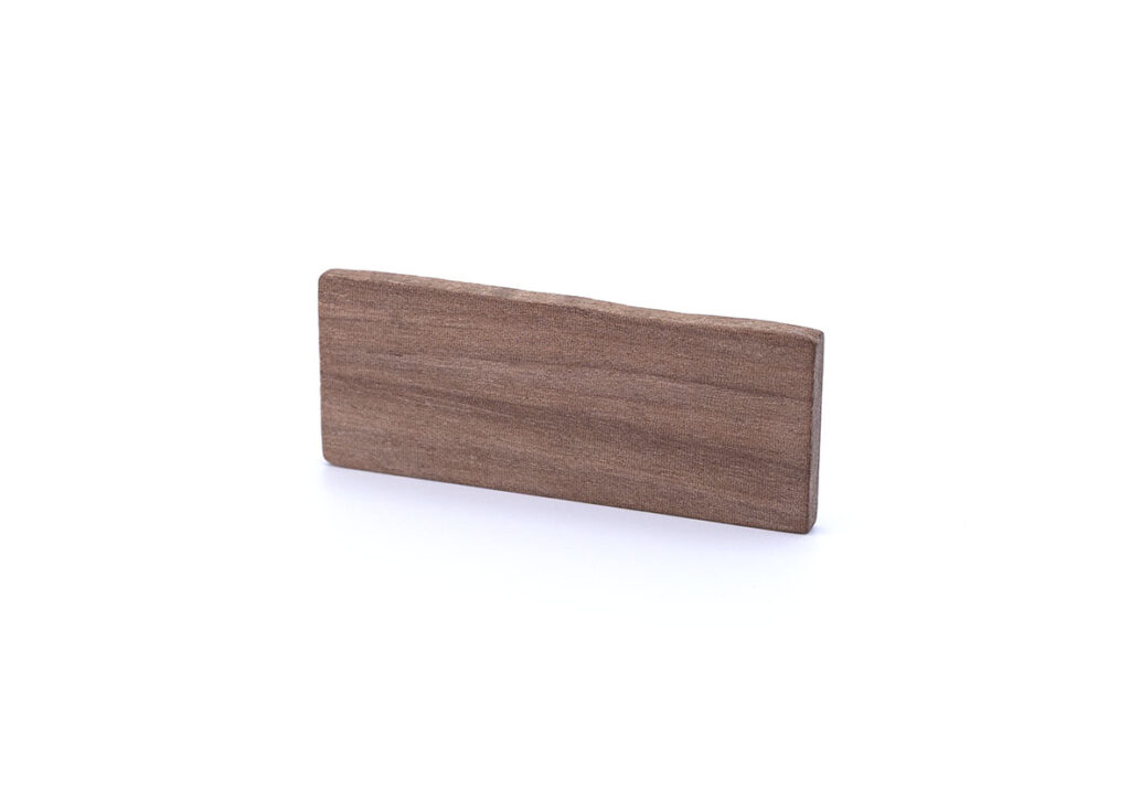 Material for handles: PEFC wood, kotibe